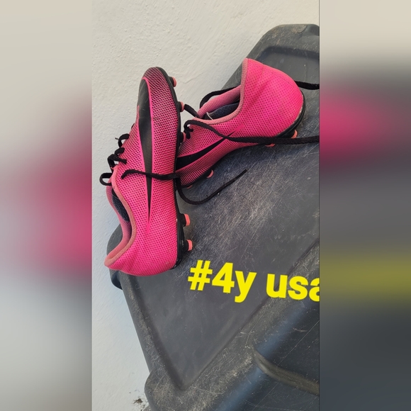 Nike - Picture 1 of 1